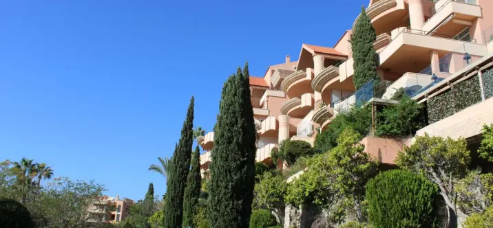 Продажа апартаментов на первом этаже в Marbella 0