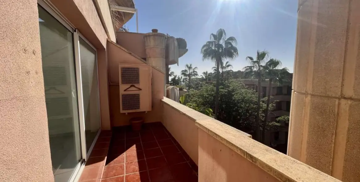 Продажа апартаментов на первом этаже в Marbella 5