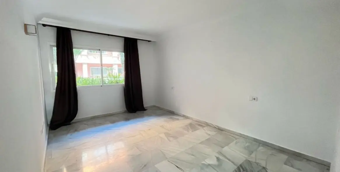 Продажа апартаментов на первом этаже в Marbella 19