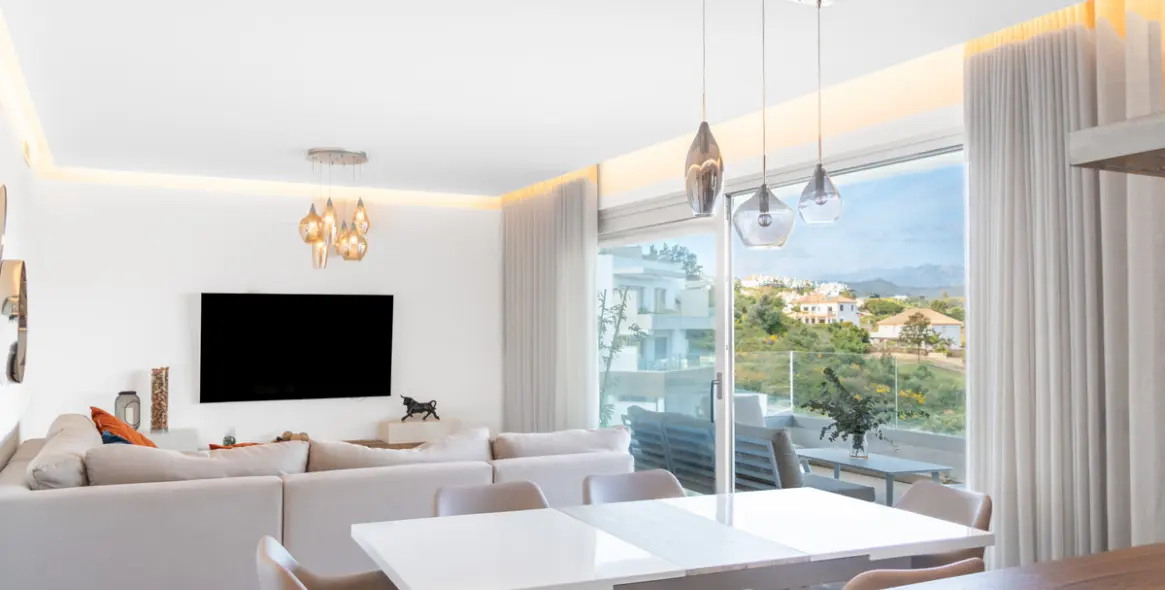 Sale of middle floor apartment in La Cala Golf 3