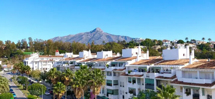 Продажа пентхауса в Nueva Andalucía 1