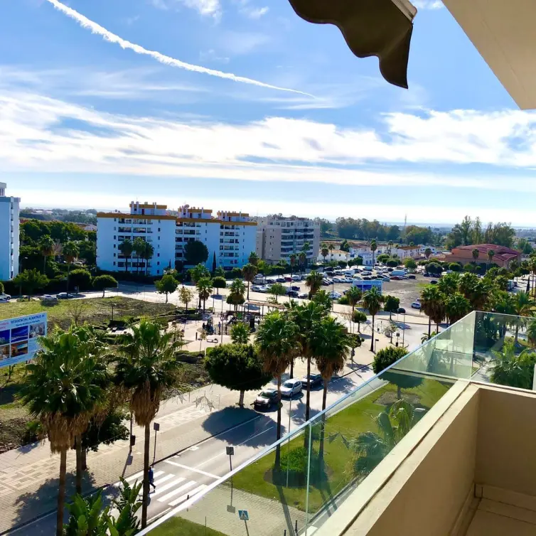 Sale of penthouse in Nueva Andalucía