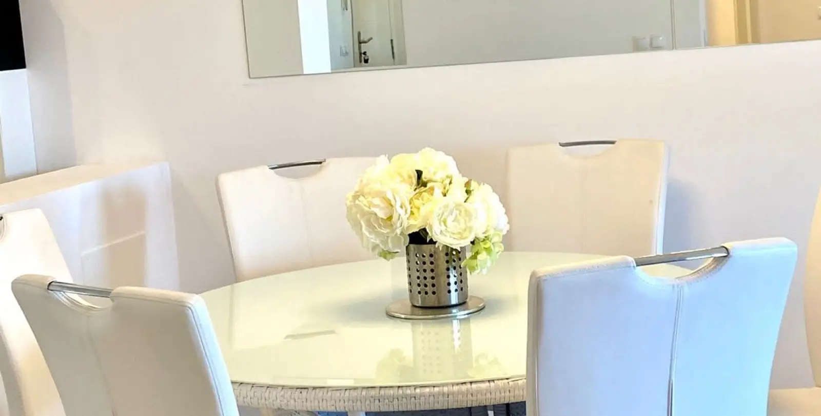 Sale of penthouse in Nueva Andalucía 5