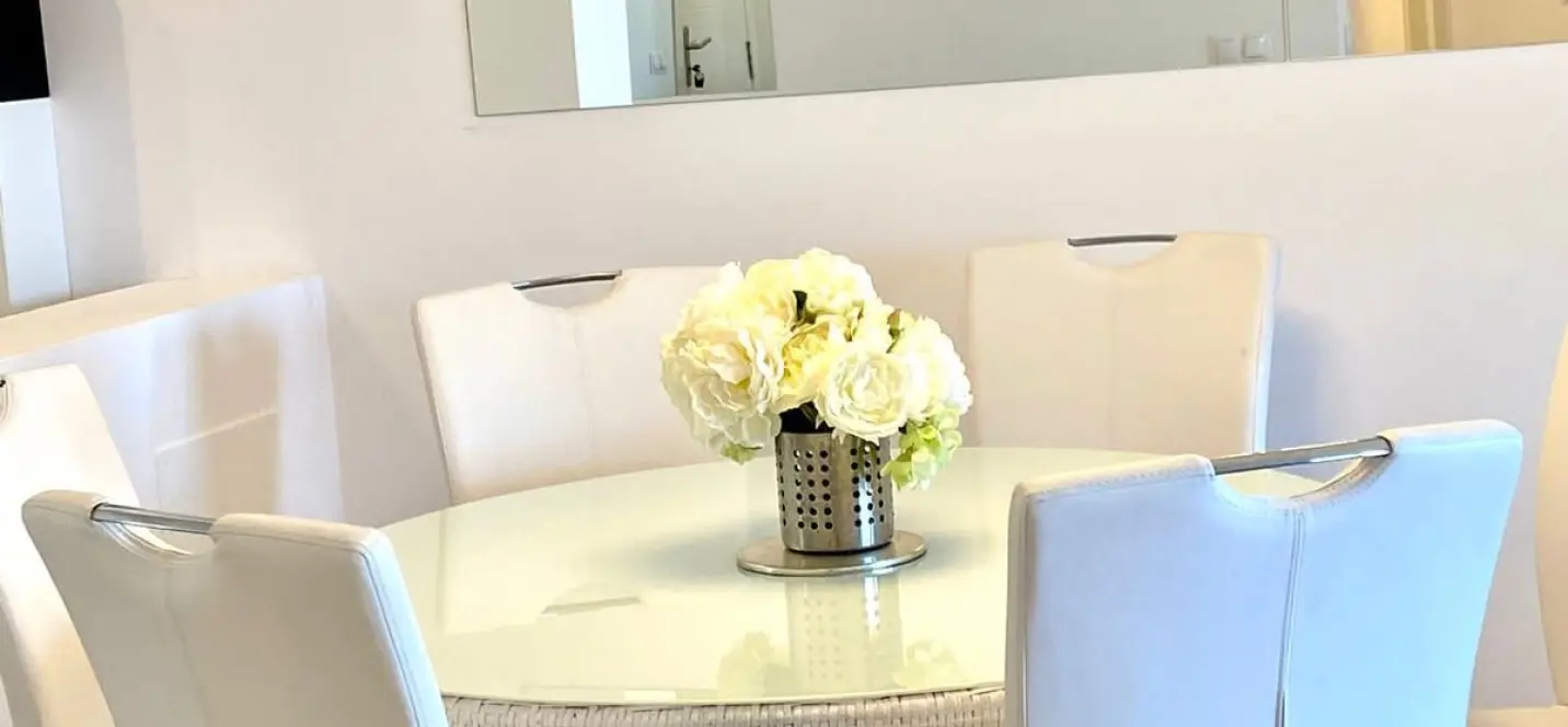 Sale of penthouse in Nueva Andalucía 4