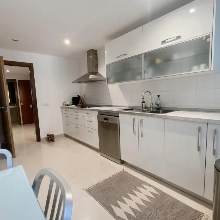 Sale of penthouse in Marbella