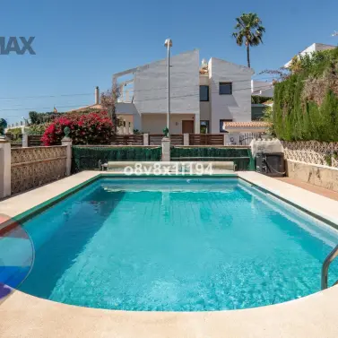 Sale of detached villa in Chilches