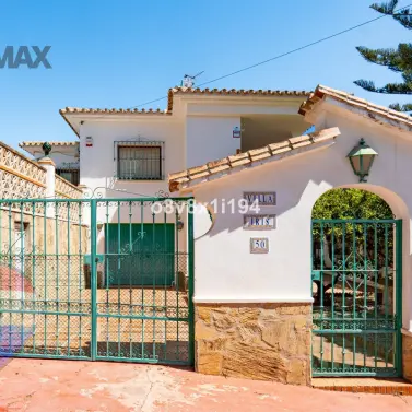 Sale of detached villa in Chilches