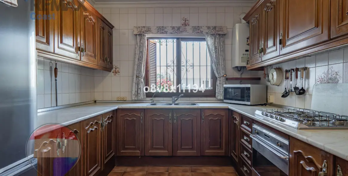 Sale of detached villa in Chilches 27