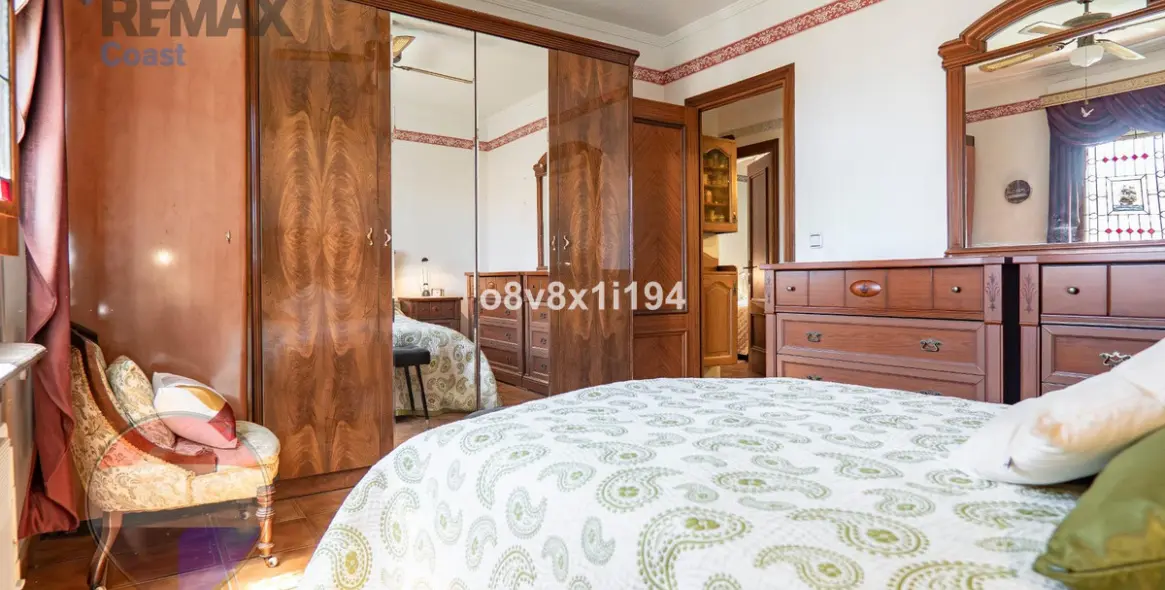 Sale of detached villa in Chilches 58