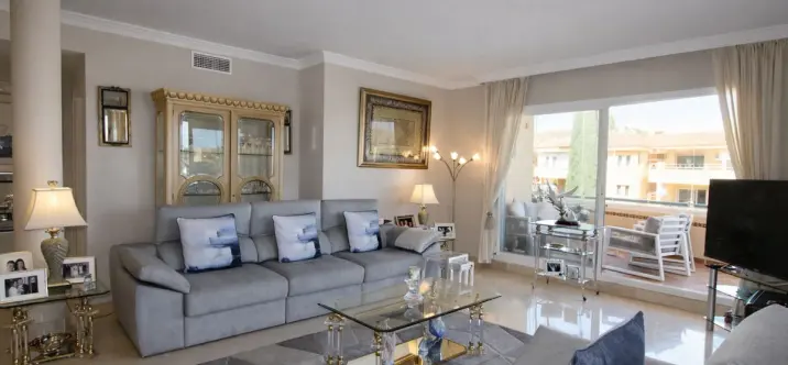 Продажа пентхауса в Elviria 1