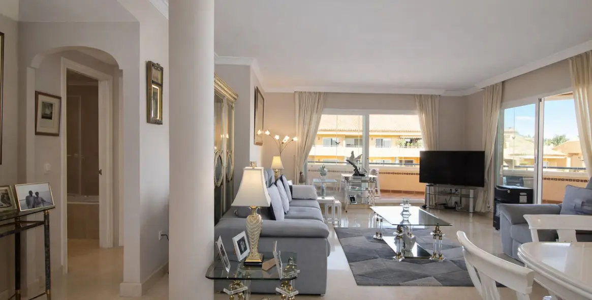 Продажа пентхауса в Elviria 3
