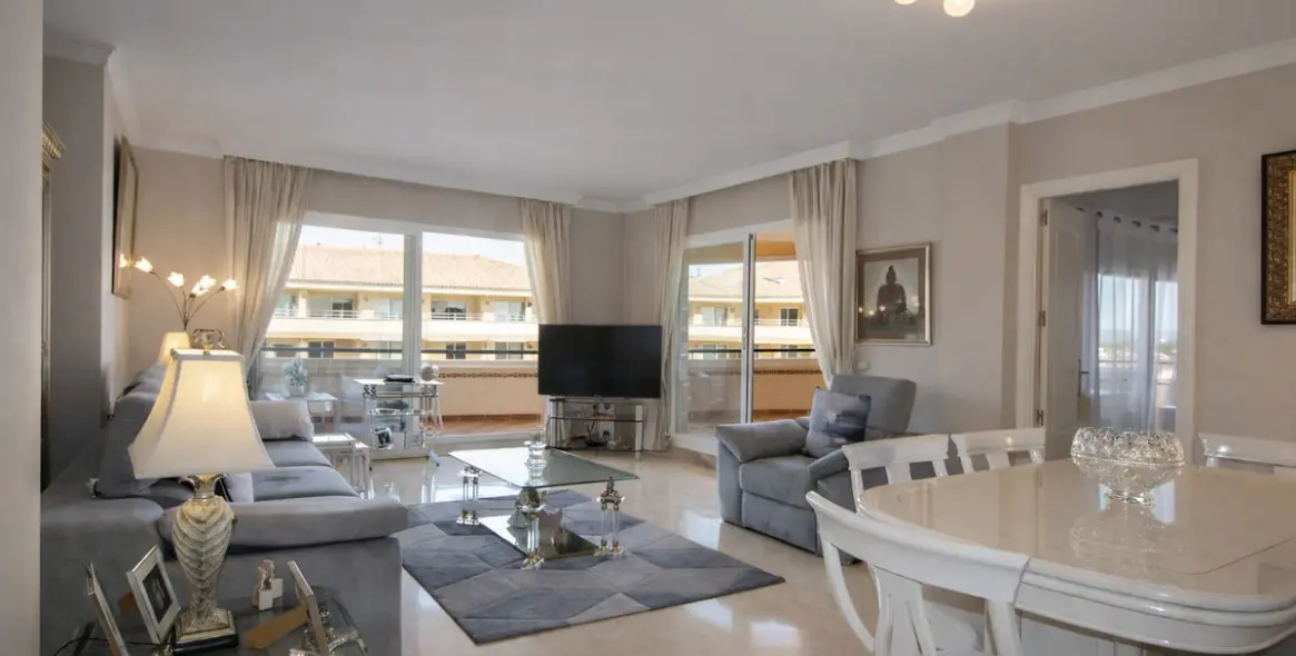 Продажа пентхауса в Elviria 8
