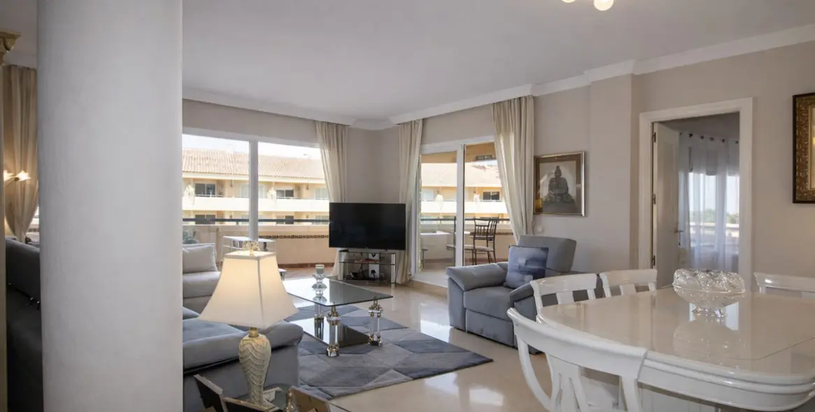 Продажа пентхауса в Elviria 12