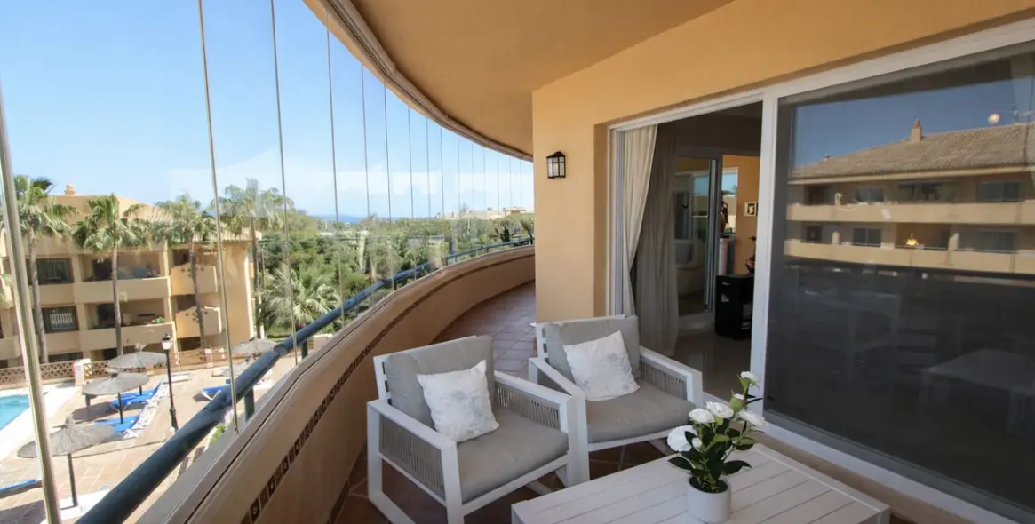 Продажа пентхауса в Elviria 17