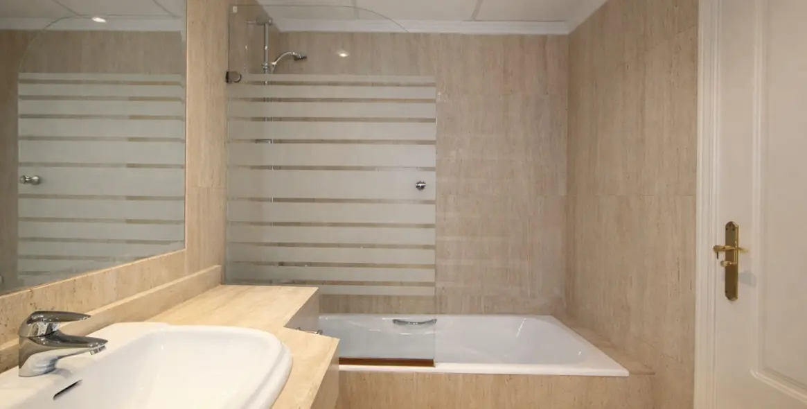 Продажа пентхауса в Elviria 25