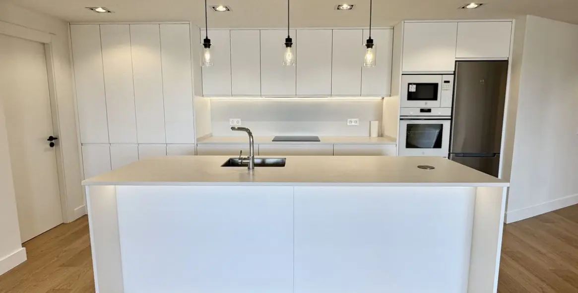Продажа апартаментов на среднем этаже в San Pedro de Alcántara 4