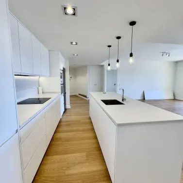 Продажа апартаментов на среднем этаже в San Pedro de Alcántara