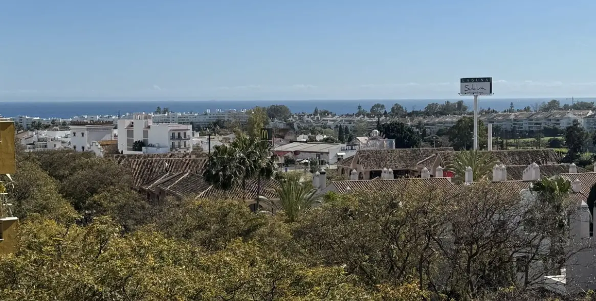 Продажа апартаментов на среднем этаже в San Pedro de Alcántara 14