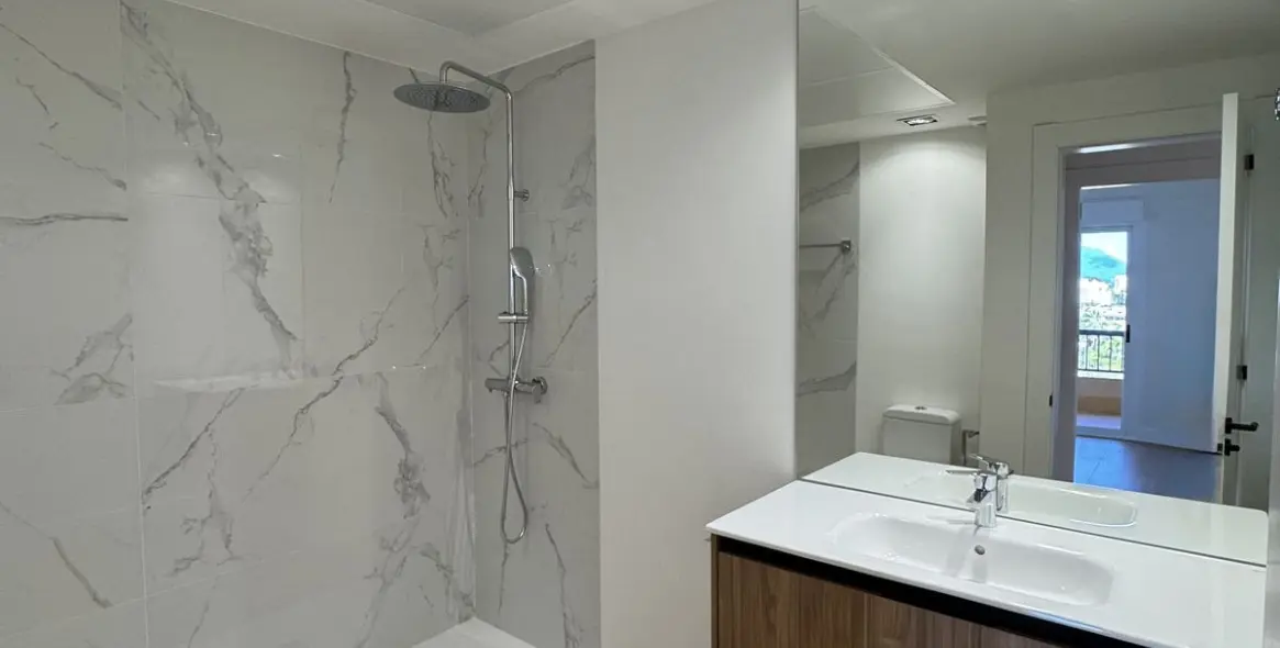 Продажа апартаментов на среднем этаже в San Pedro de Alcántara 16