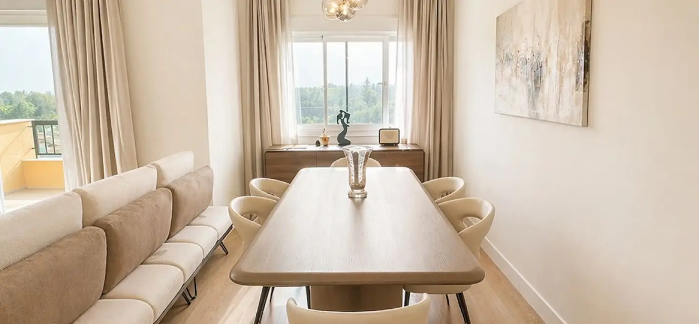 Venta de apartamento en planta media en San Pedro de Alcántara 2