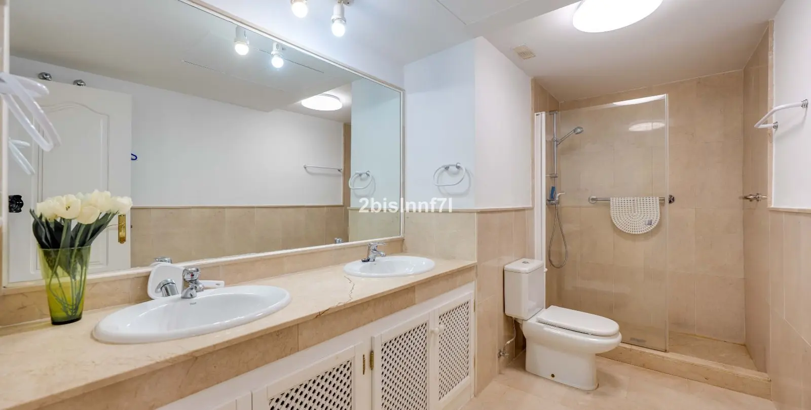 Sale of middle floor apartment in Elviria 14