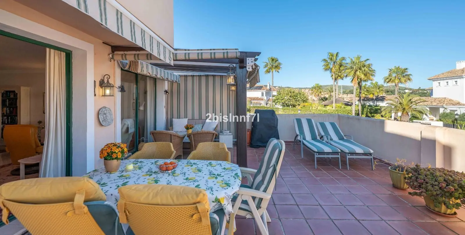 Sale of middle floor apartment in Elviria 27