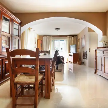 Sale of ground floor apartment in Puerto Banús