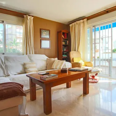 Sale of ground floor apartment in Puerto Banús