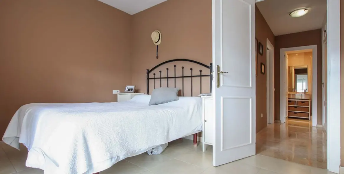 Продажа апартаментов на первом этаже в Puerto Banús 12