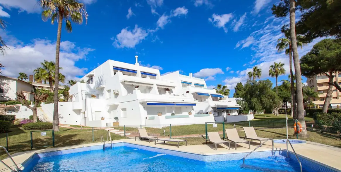 Продажа апартаментов на первом этаже в Puerto Banús 23