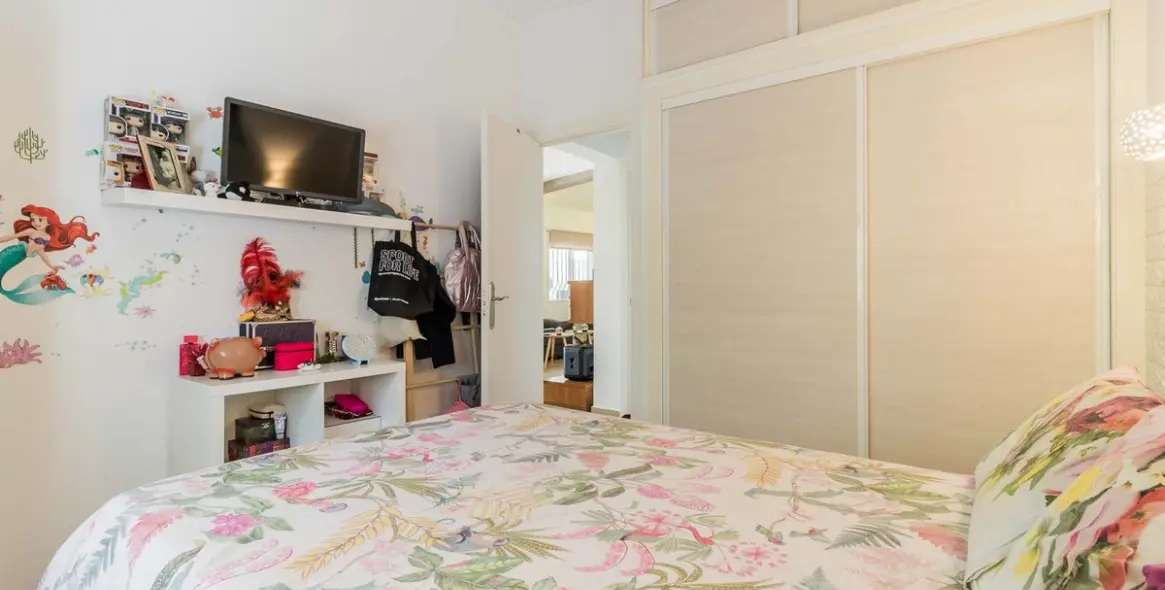 Продажа  отдельно стоящей виллы в Estepona 12