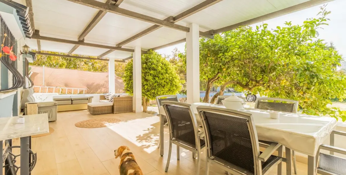 Продажа  отдельно стоящей виллы в Estepona 19