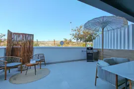 Image 6 thumb