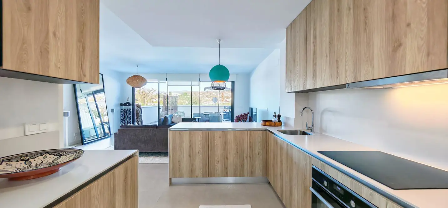 Sale of semi-detached house in Estepona 1