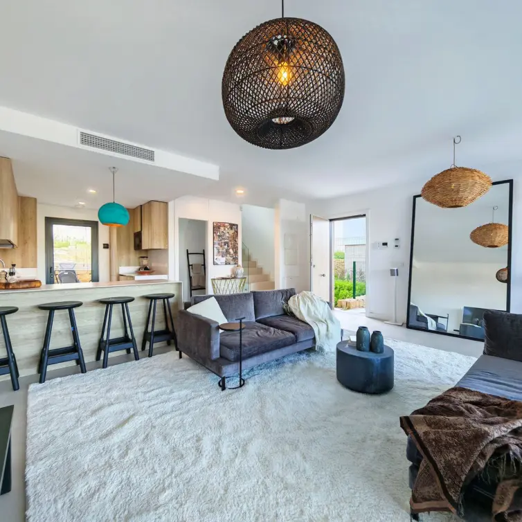 Sale of semi-detached house in Estepona