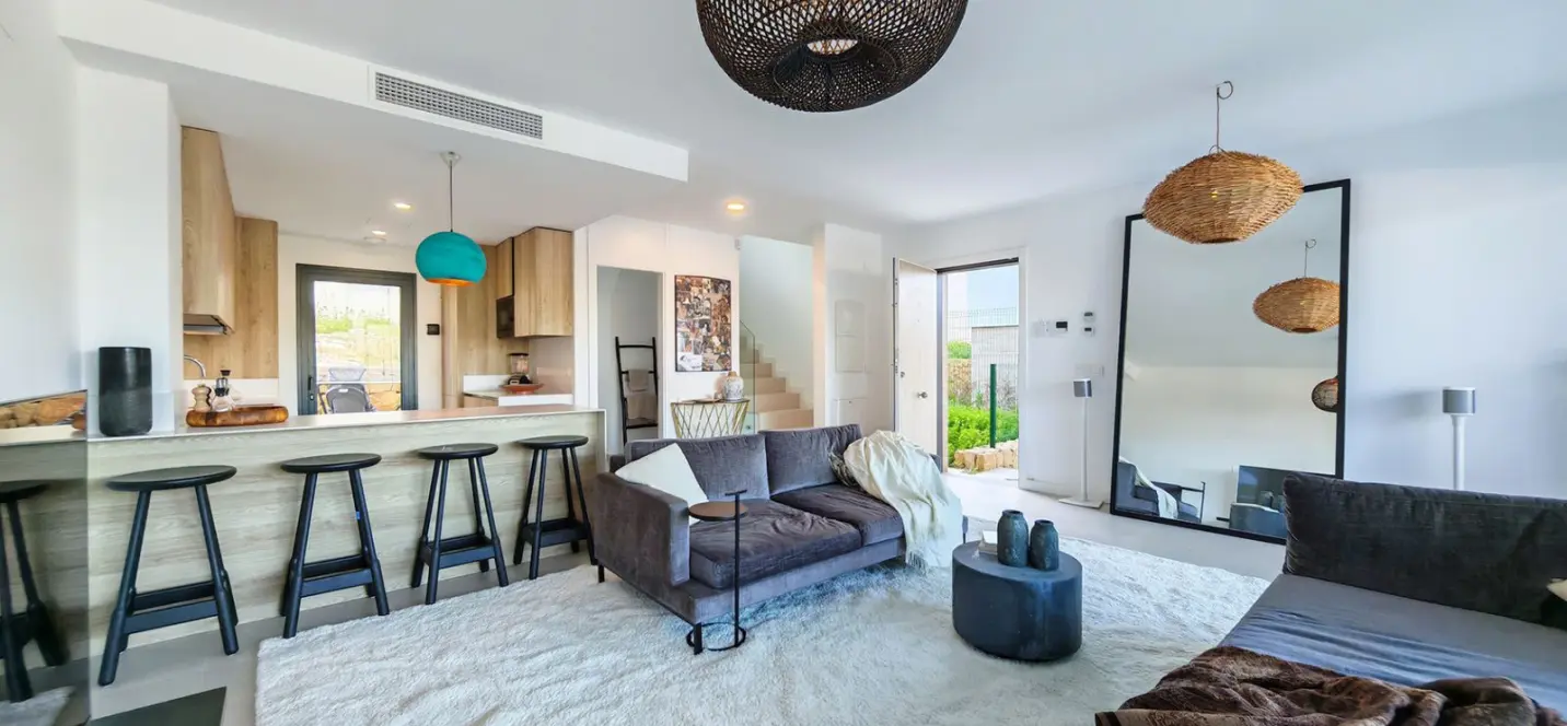Sale of semi-detached house in Estepona 2