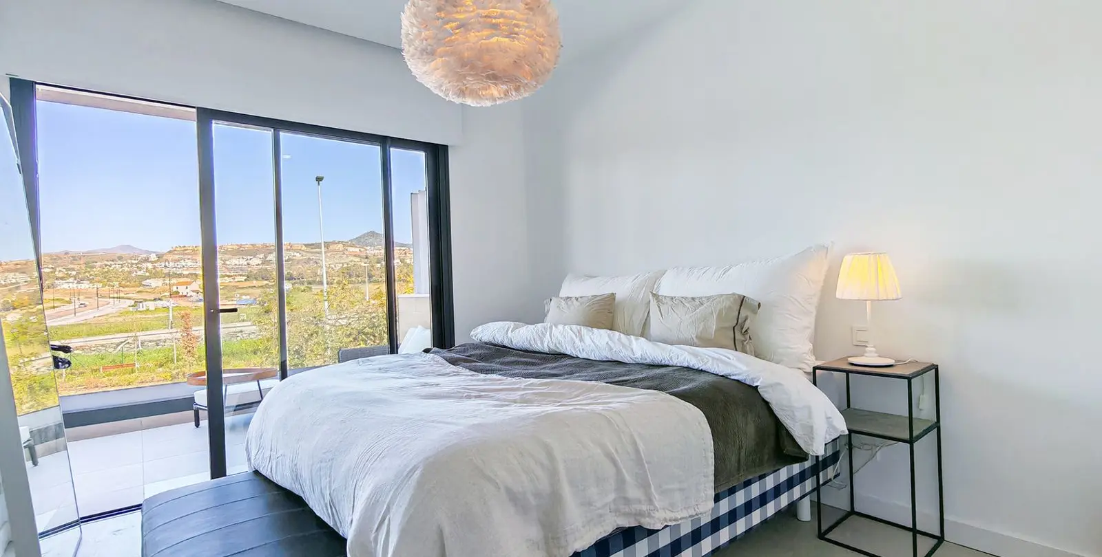 Sale of semi-detached house in Estepona 10