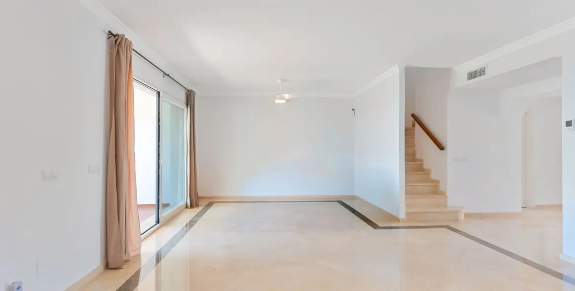 Продажа таунхауса в Atalaya 13