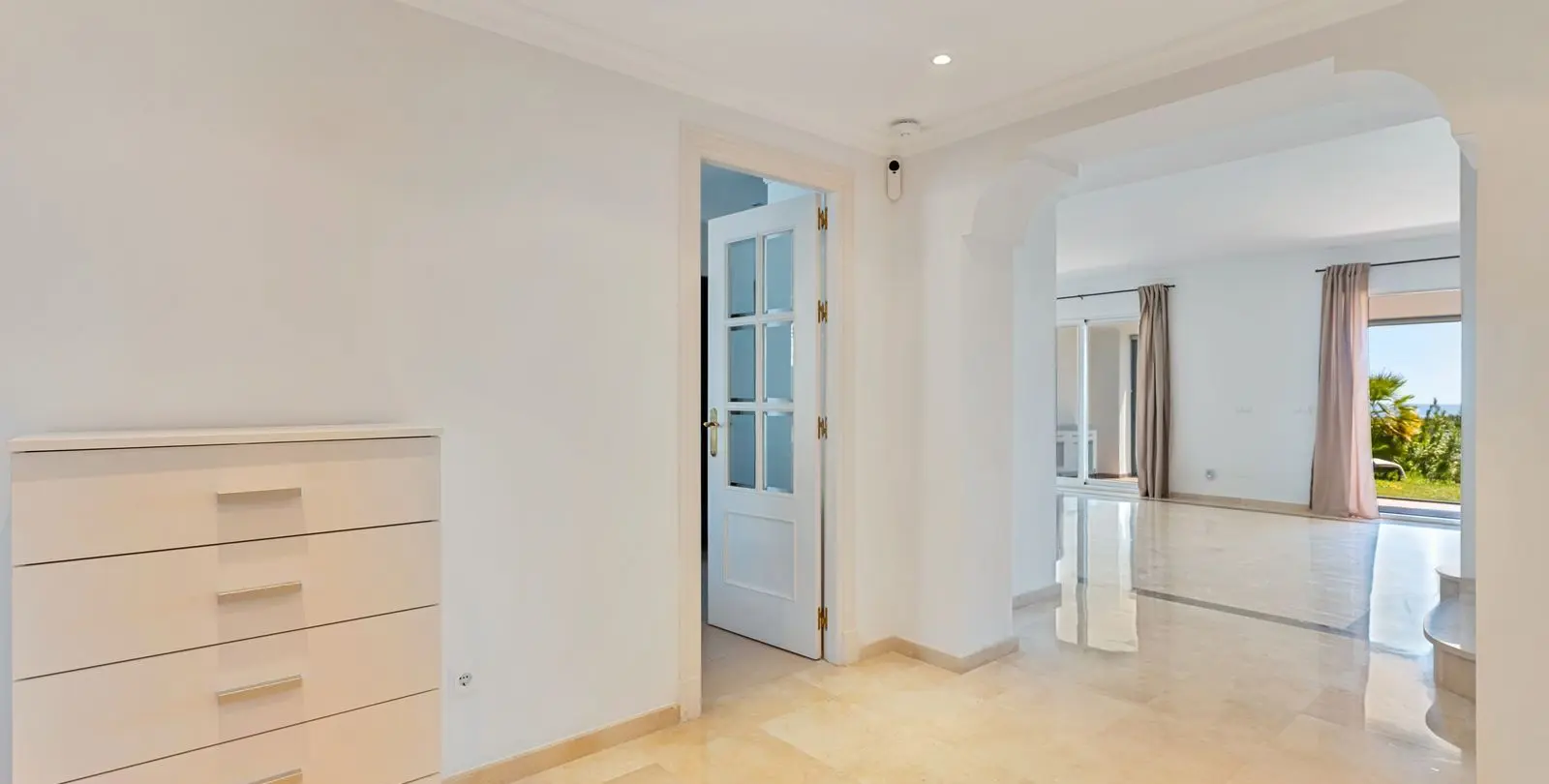 Sale of townhouse in Atalaya 16