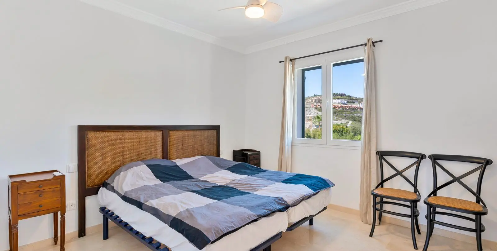 Sale of townhouse in Atalaya 17