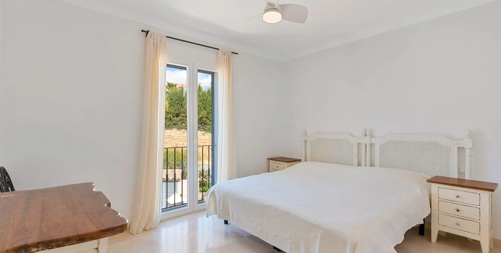 Sale of townhouse in Atalaya 19