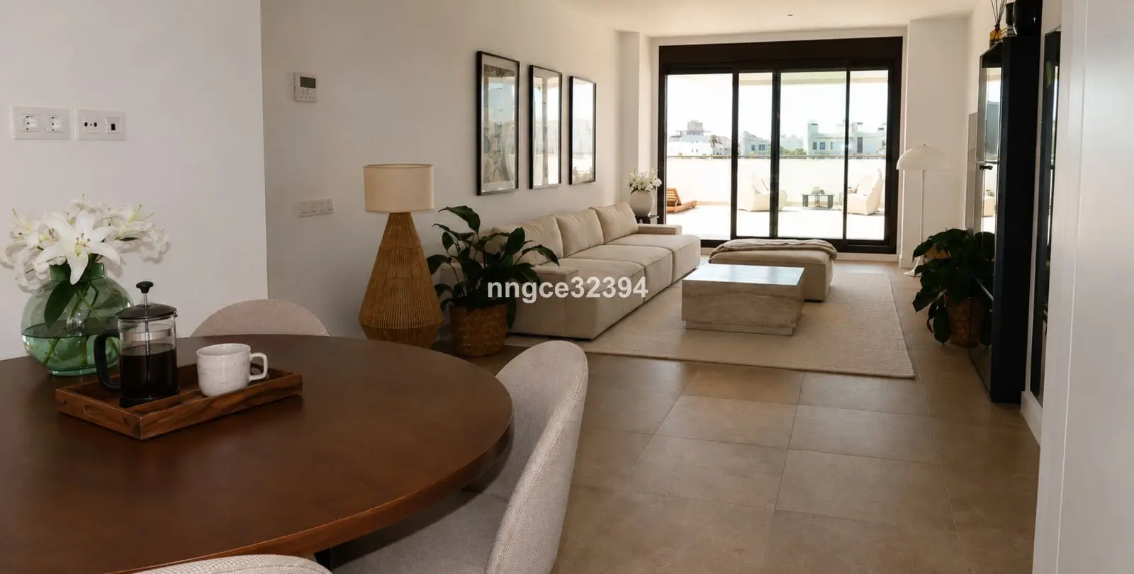 Sale of middle floor apartment in Estepona 5