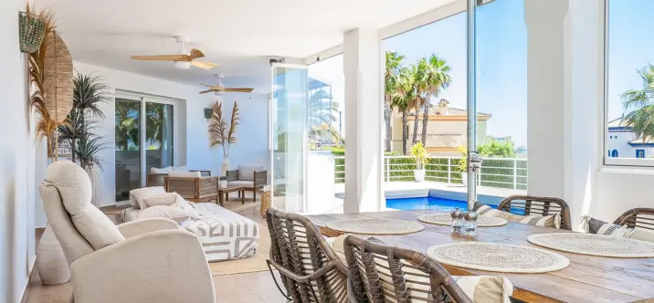 Venta de villa independiente en Estepona 3