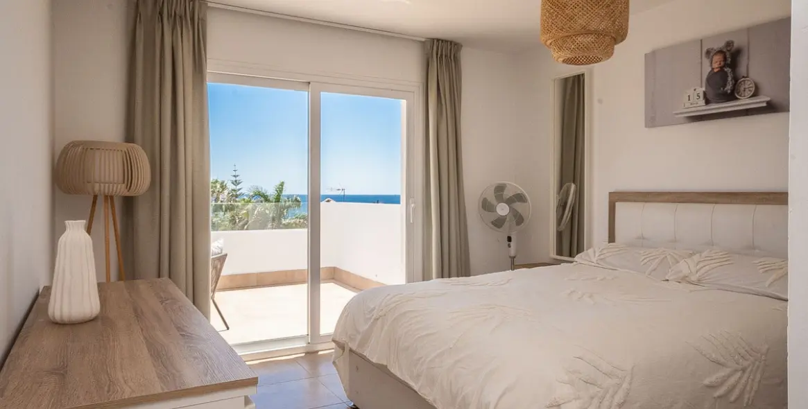 Venta de villa independiente en Estepona 17