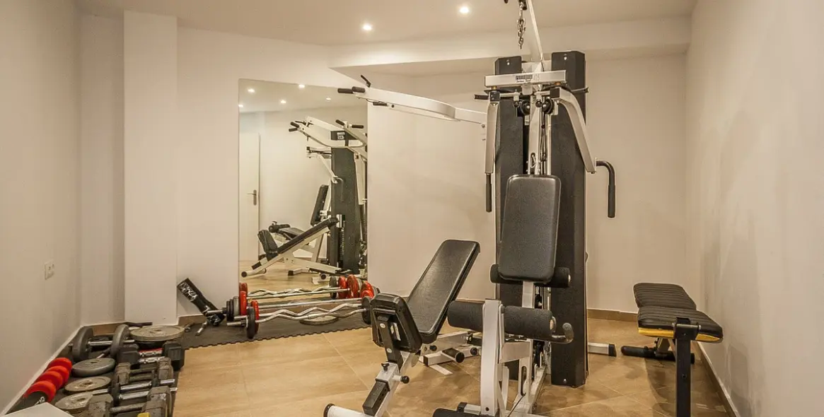 Venta de villa independiente en Estepona 21