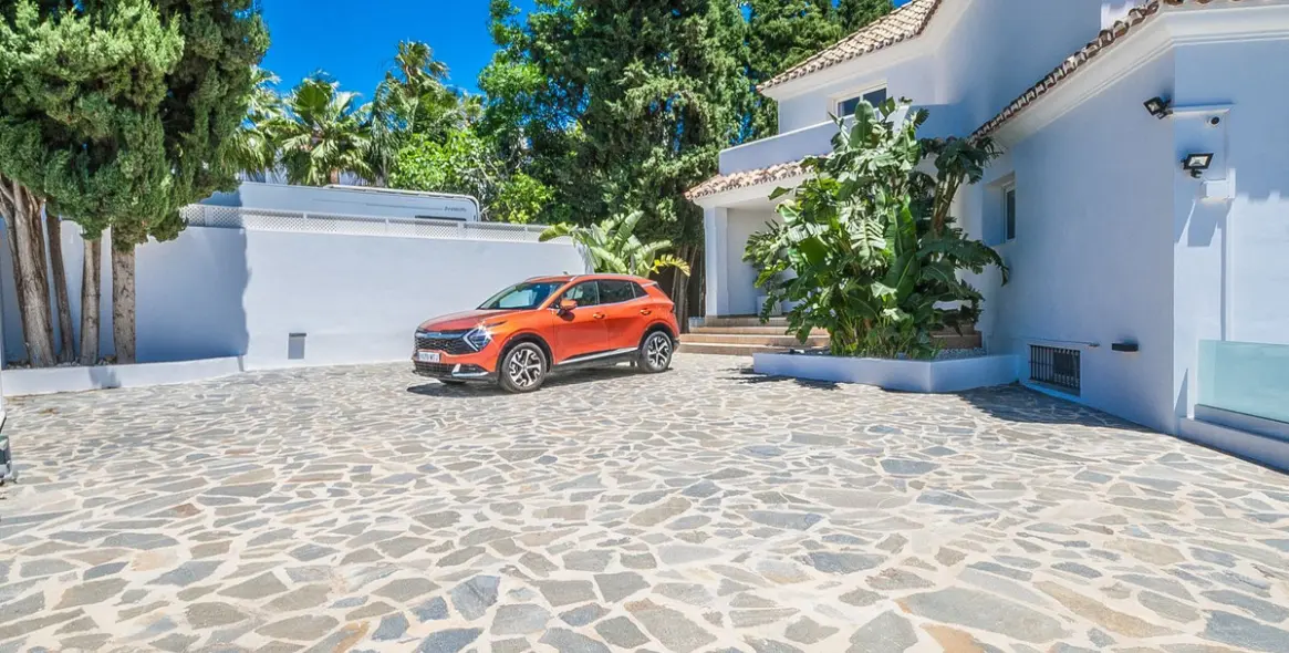 Venta de villa independiente en Estepona 35