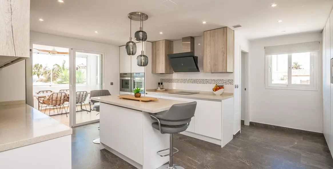 Venta de villa independiente en Estepona 37