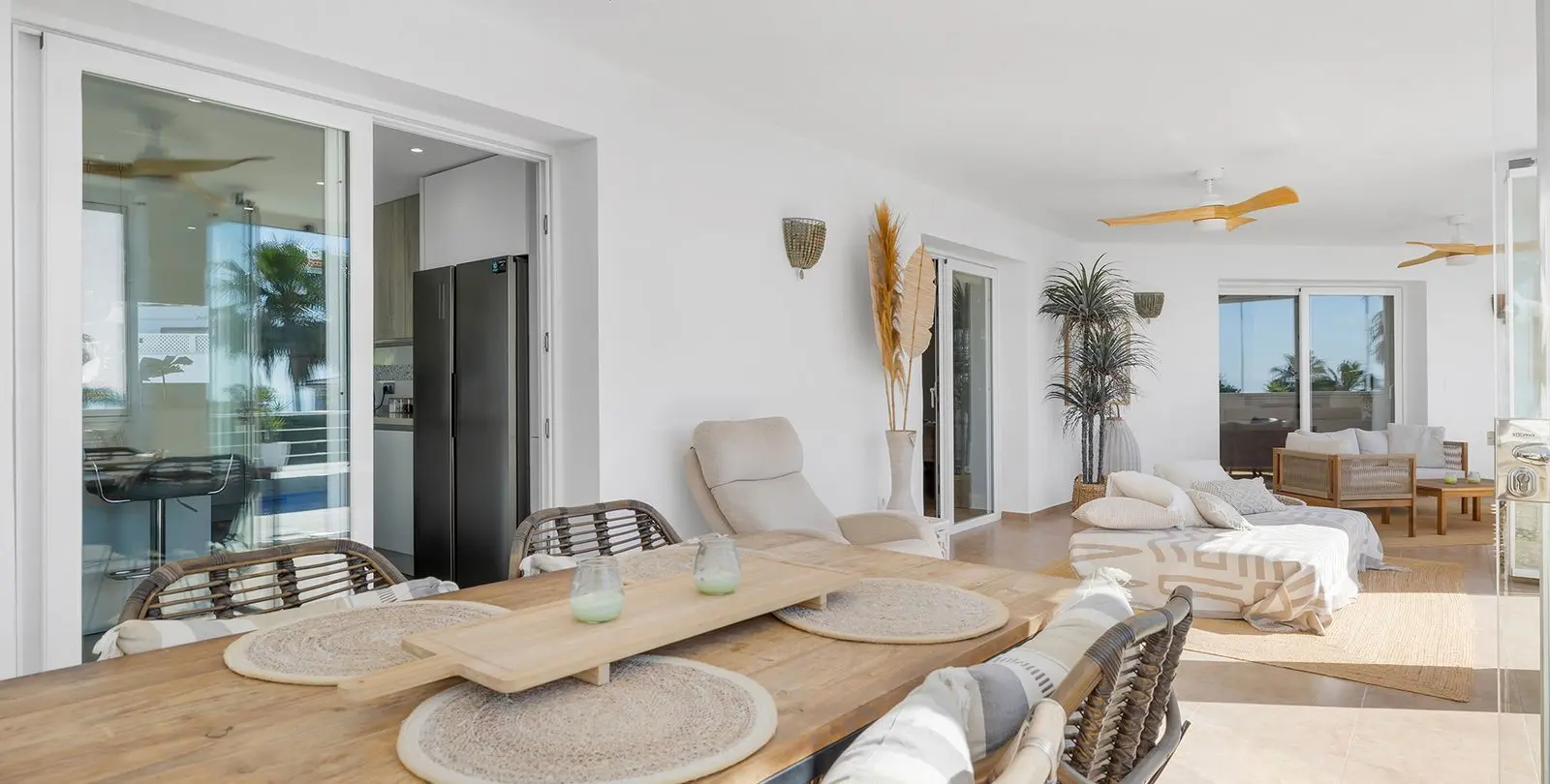 Продажа  отдельно стоящей виллы в Estepona 20