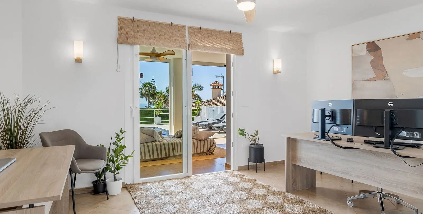 Продажа  отдельно стоящей виллы в Estepona 43
