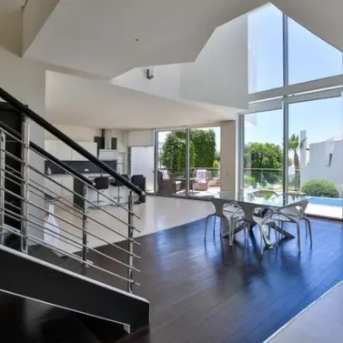 Long-term rent of detached villa in Sierra Blanca